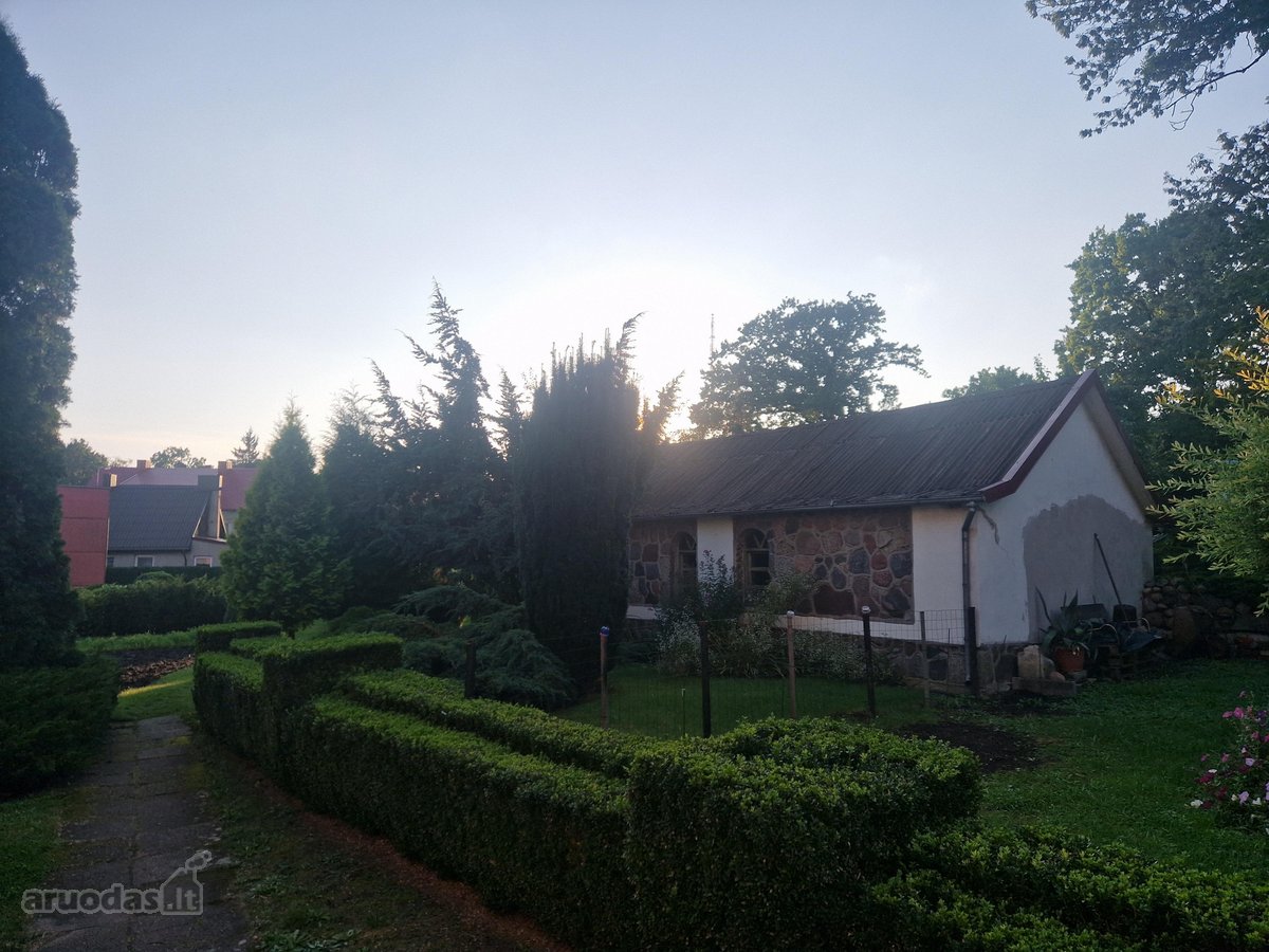 Parduodamas dviejų kambarių butas su ūkiniais