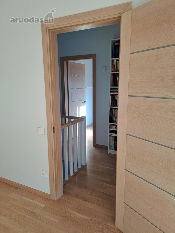 3 miegamųjų kotedžas / butas su garažu - nuotraukos Nr. 21