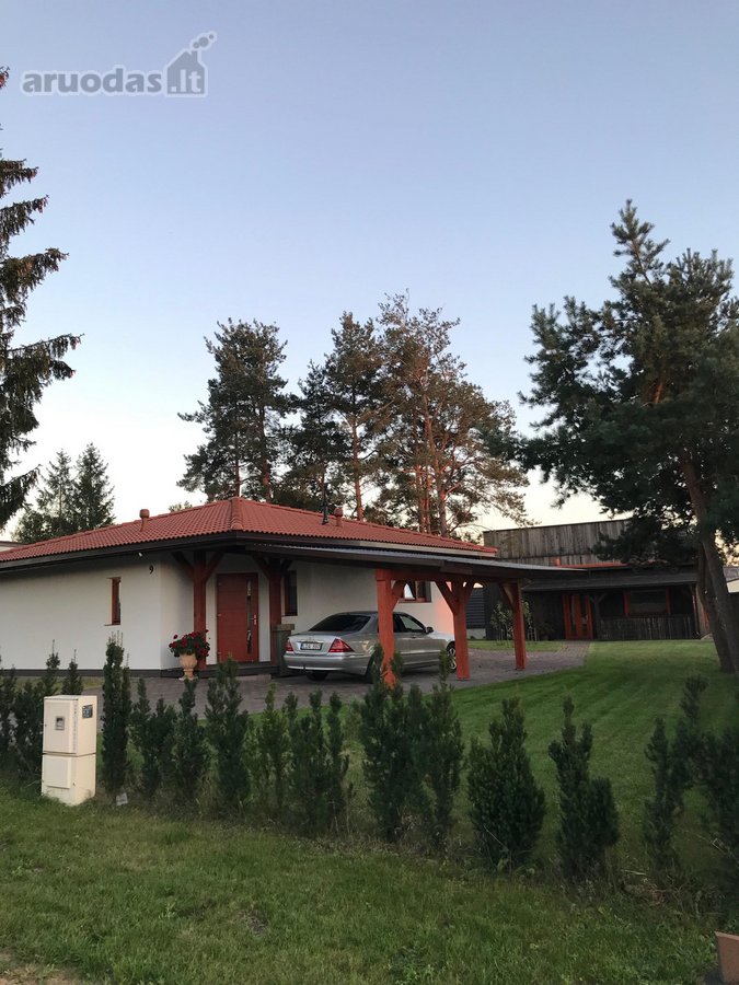 Parduodama: