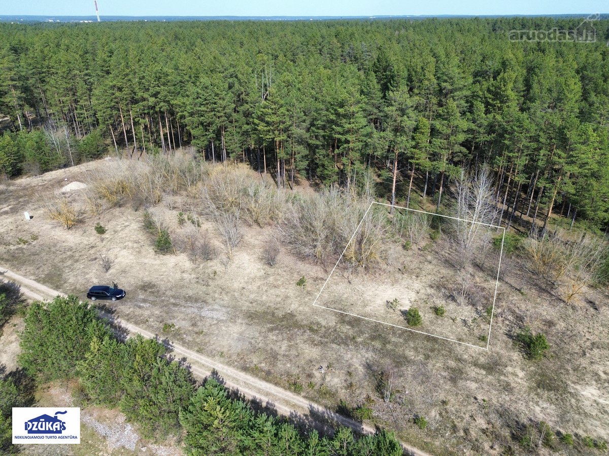 Parduodamas namų valdos paskirties žemės