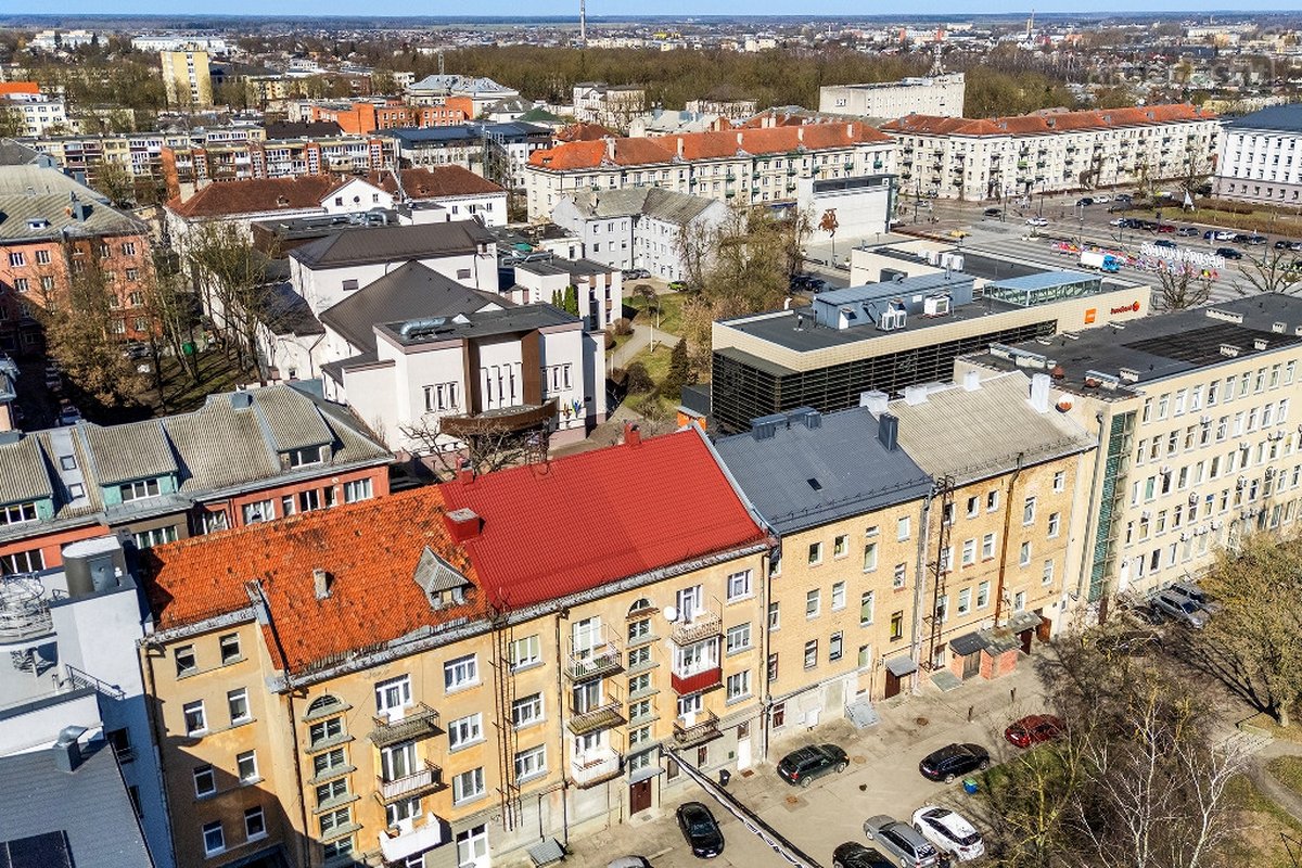 Priešais Šiaulių dramos teatrą, puikioje - nuotraukos Nr. 15