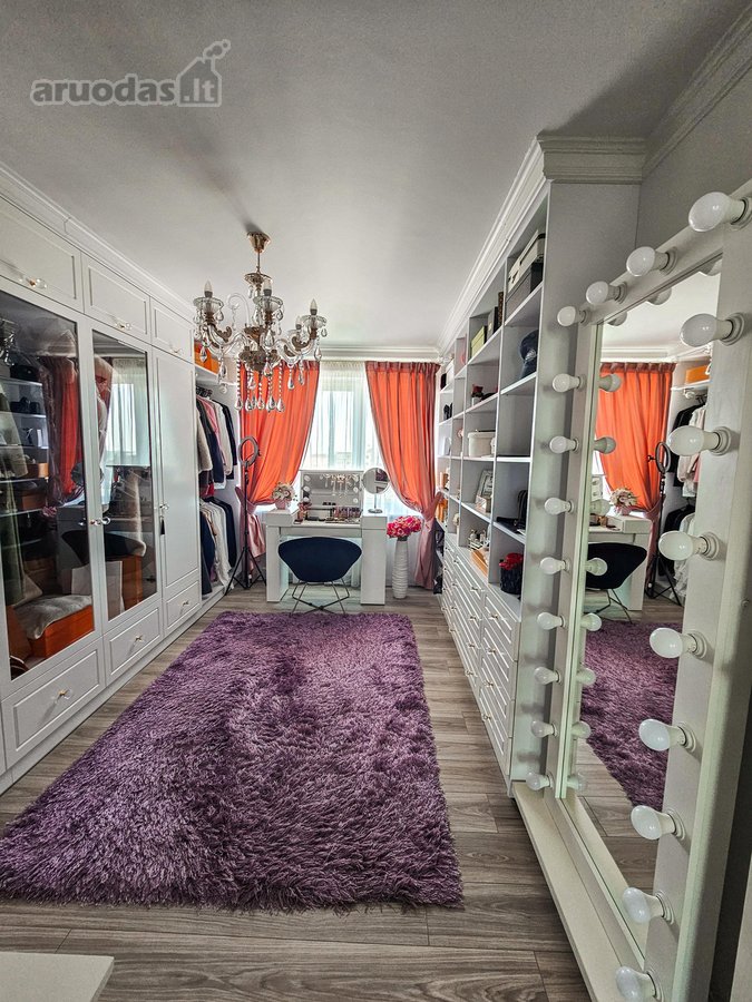 Parduodama su baldais ir visa buitine technika. - nuotraukos Nr. 10