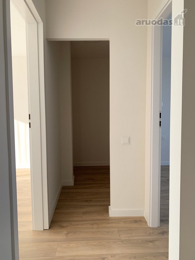 Parduodamas jaukus ir stilingai suremontuotas - nuotraukos Nr. 12