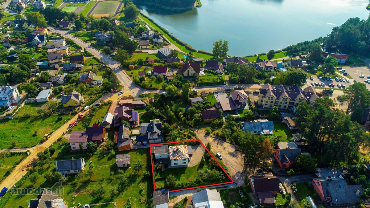 Išskirtinė namų valda greta centro