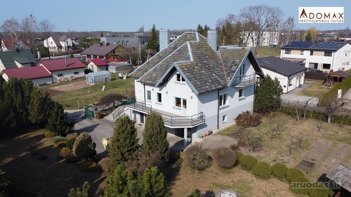 Parduodamas Namas Romainių centre, Romainių g