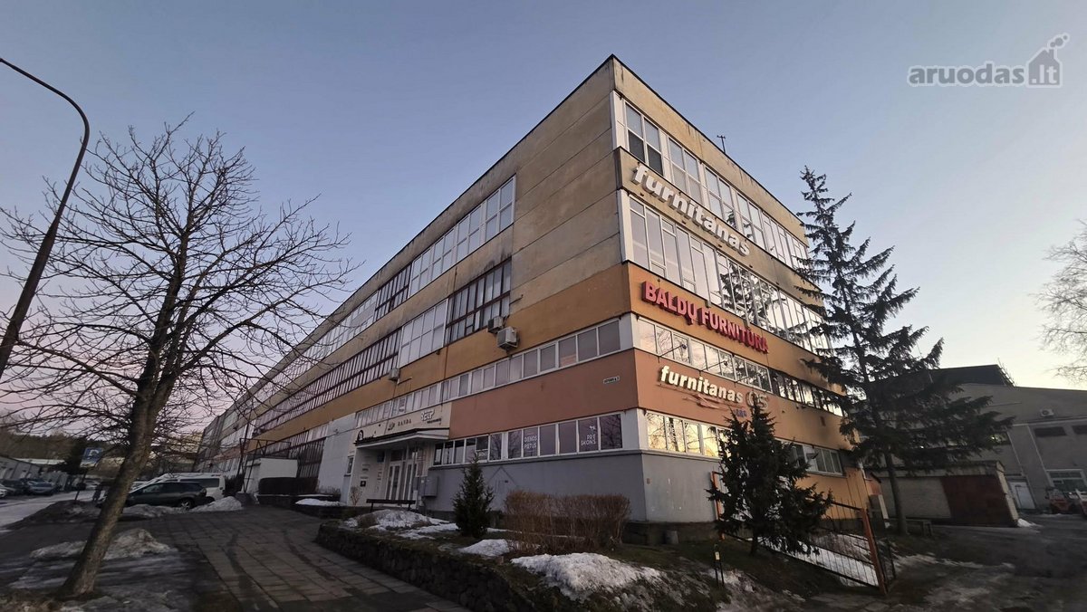 Parduodamos 105 kv. m. patalpos, lubos - 4,5m - nuotraukos Nr. 4