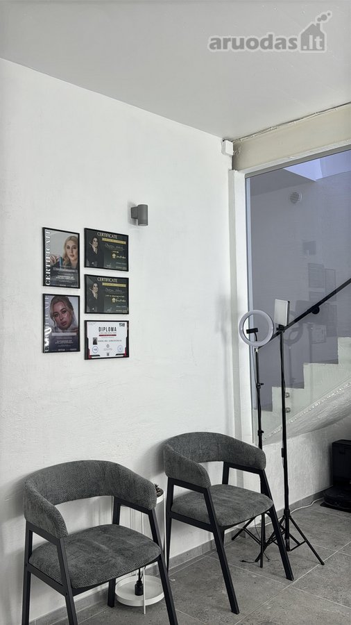 Nuomojamos darbo vietos grožio meistrams - nuotraukos Nr. 13