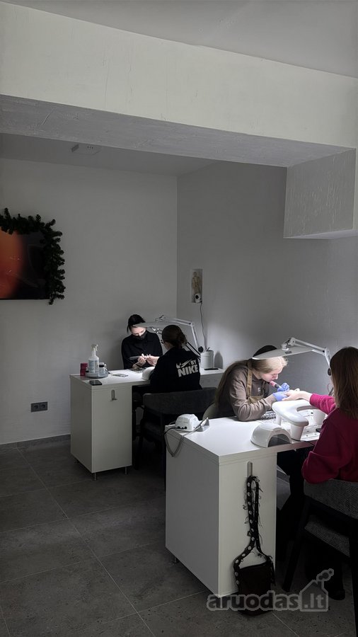 Nuomojamos darbo vietos grožio meistrams - nuotraukos Nr. 14