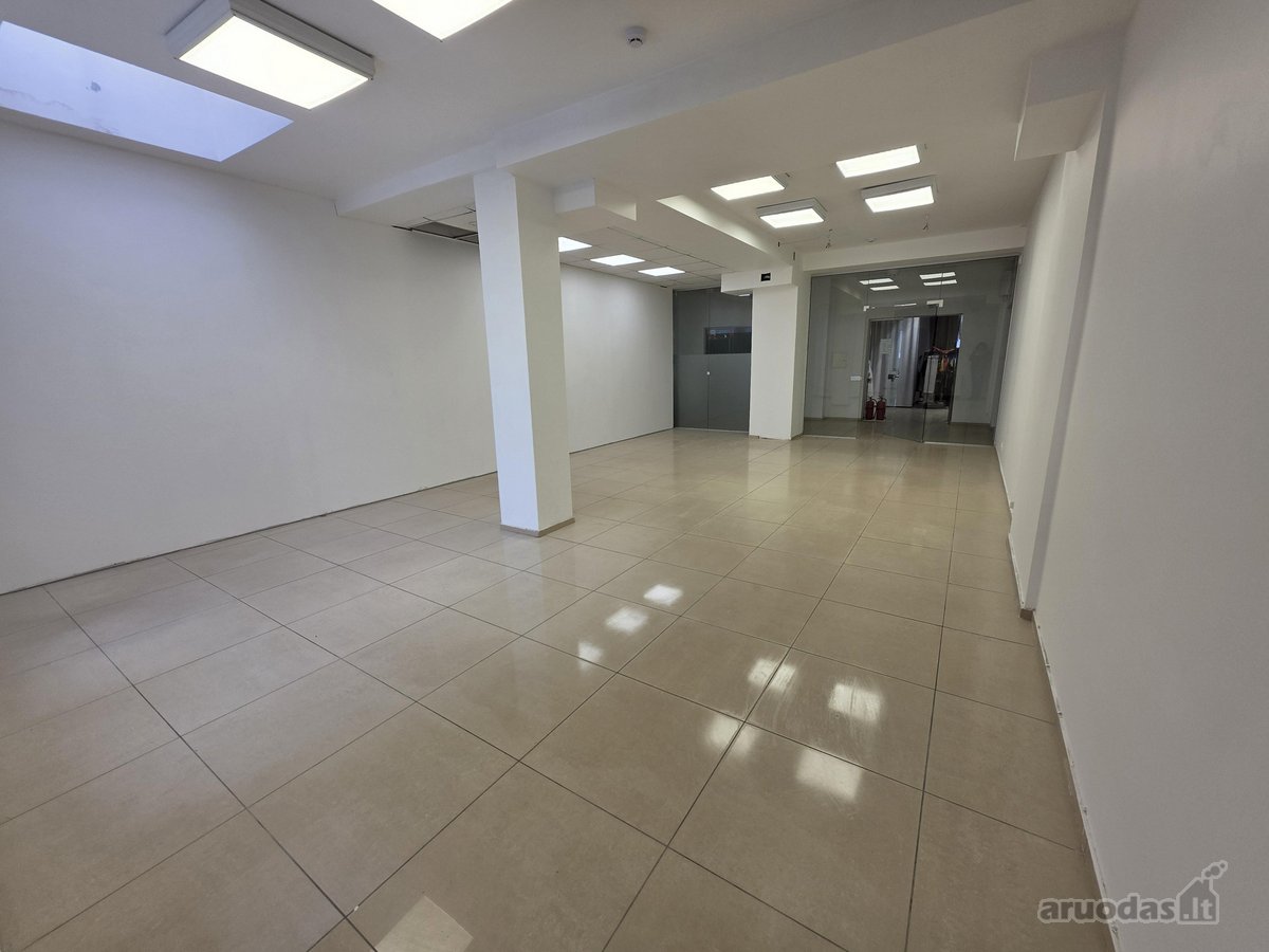 Nuomojamos patalpos verslo centre „arkada“