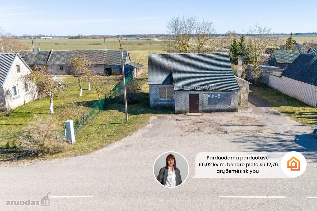 Parduodamos Dvi Prekybinės Paskirties