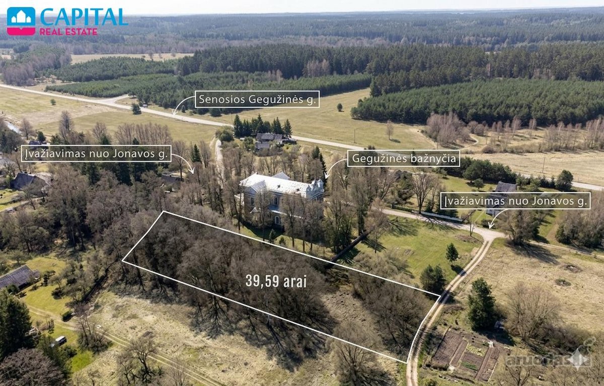 Nuostabiame gamtos kampelyje, Gegužinės kaime