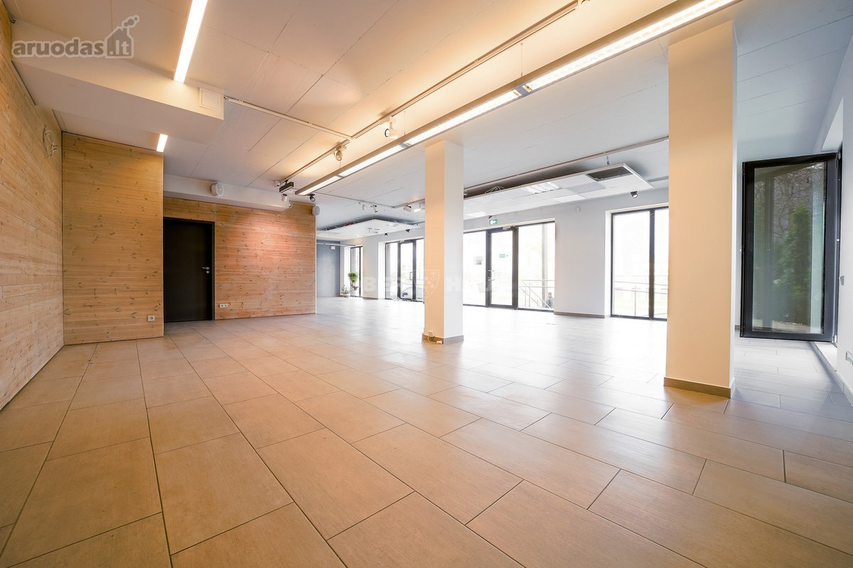 Parduodamos 248,14 m² prekybinės/biuro - nuotraukos Nr. 10