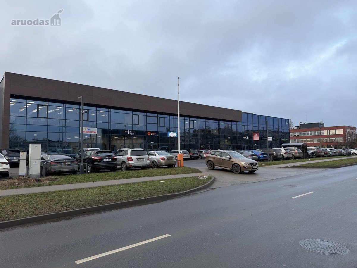 Išnuomojamos be baldų moderniai įrengtos