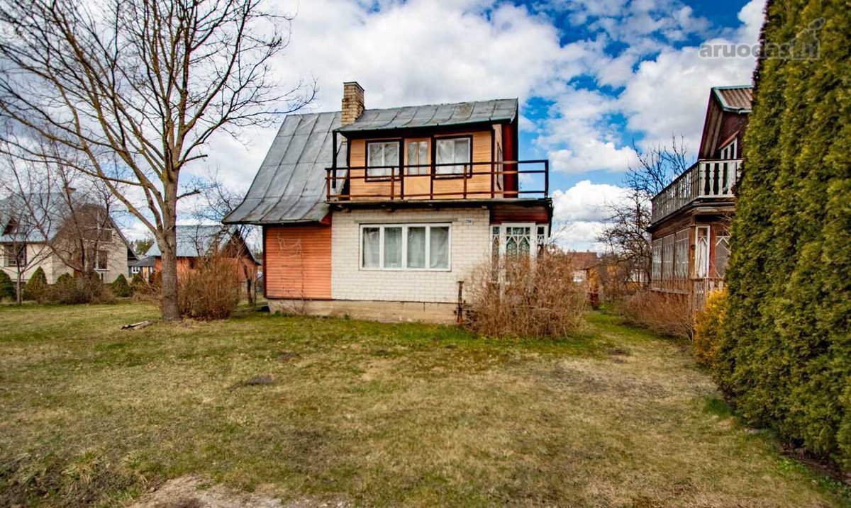 Parduodamas sodo namas su 6,12 arų sklypu