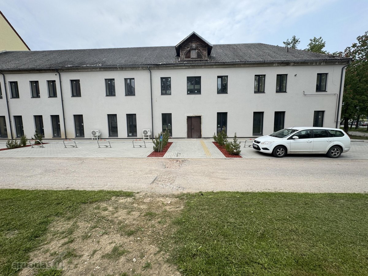 Parduodami Bachmano dvaro parke esantys butai - nuotraukos Nr. 5