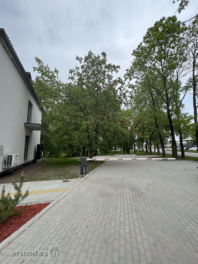 Parduodami Bachmano dvaro parke esantys butai - nuotraukos Nr. 9