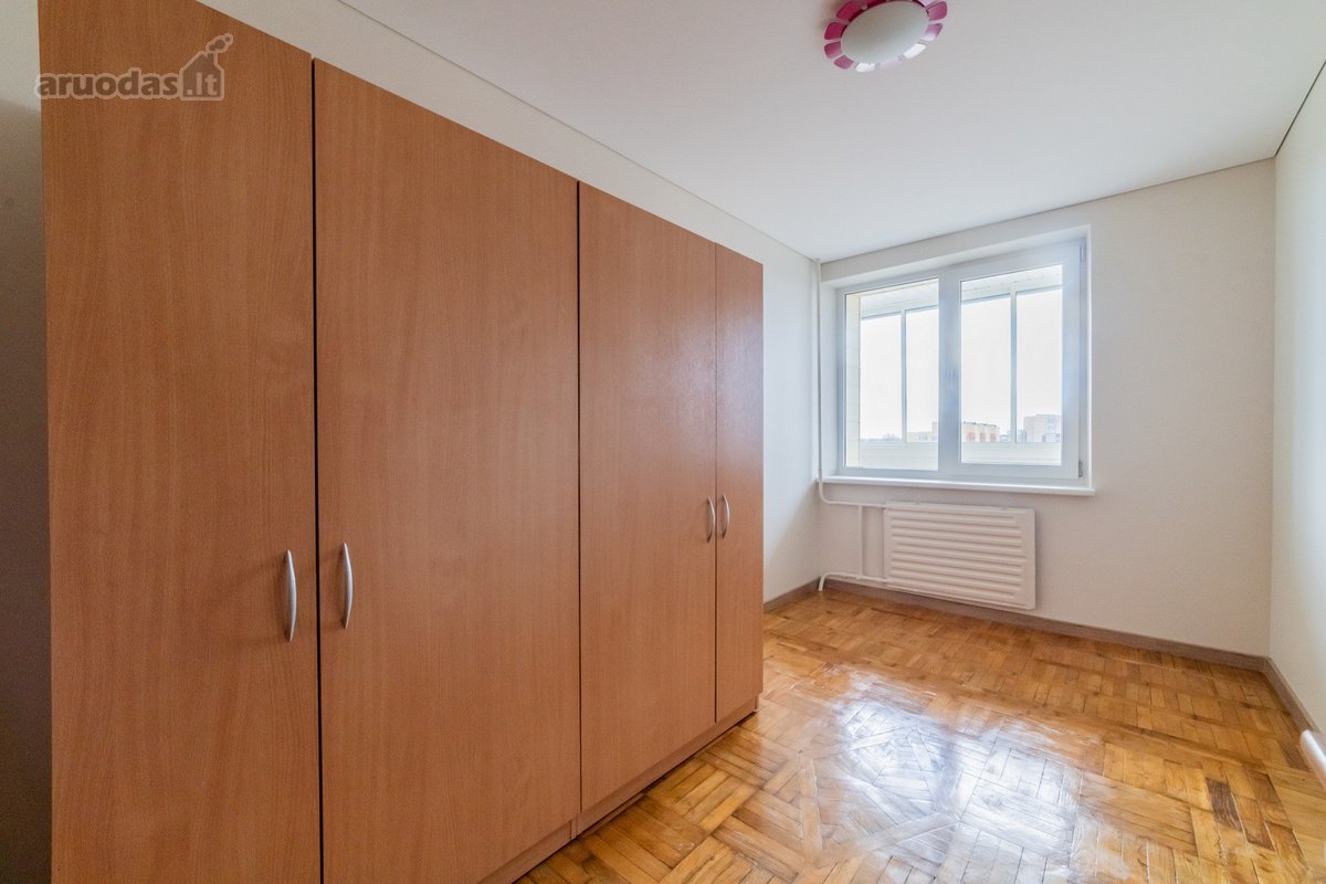 Parduodamas labai šiltas, šviesus ir jaukus 3 - nuotraukos Nr. 17