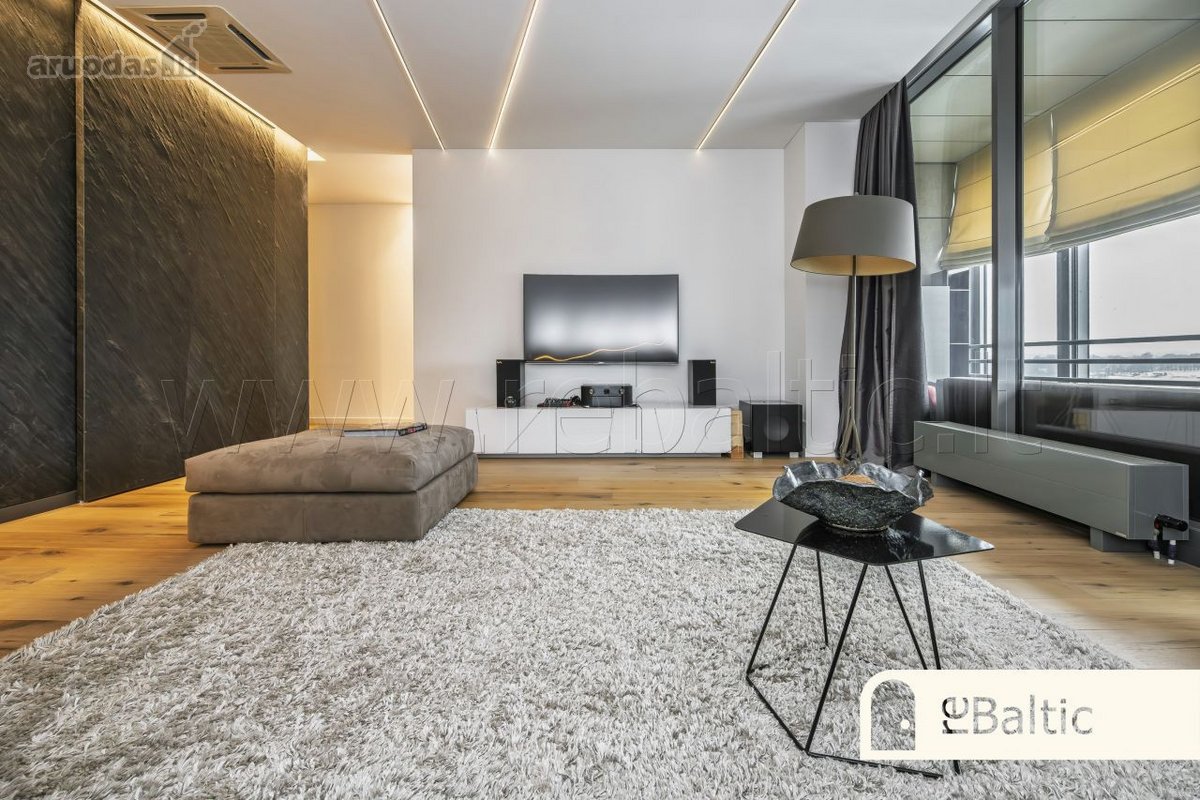 Prestižiniai apartamentai su vaizdais į - nuotraukos Nr. 17