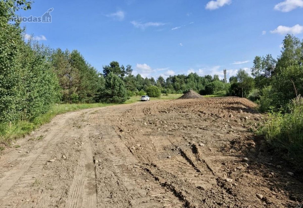 Parduodamas 50.74 arų žemės sklypas,