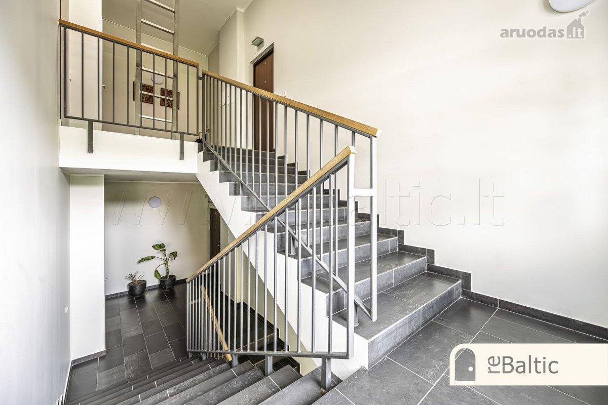 Prestižiniai apartamentai viršutiniame namo - nuotraukos Nr. 35