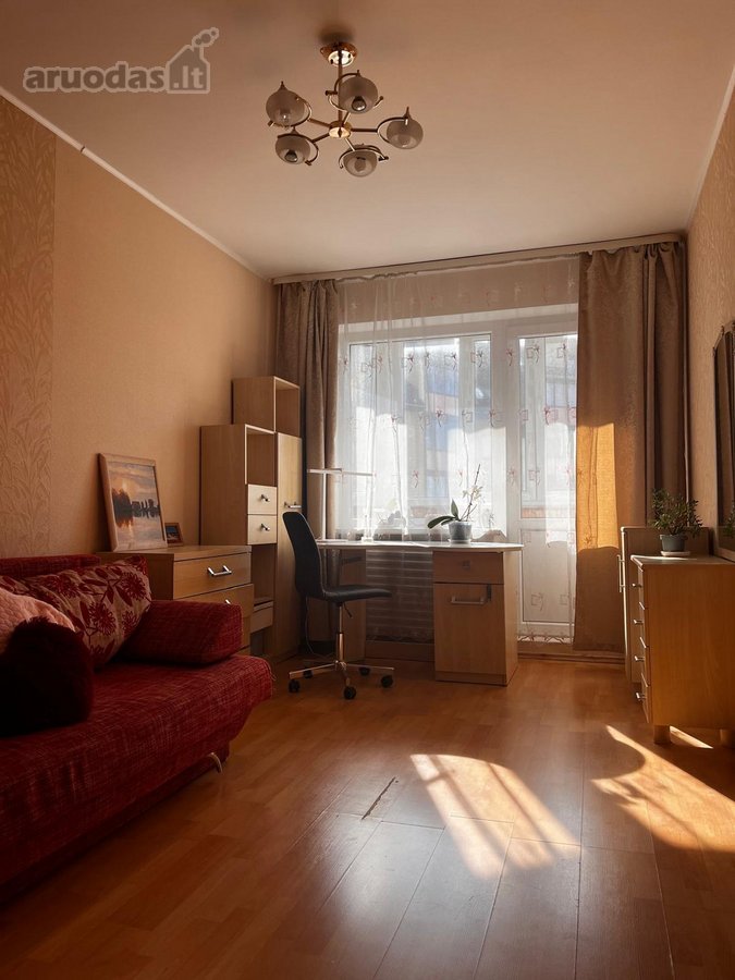 Parduodamas 4 kambarių erdvus butas geroje - nuotraukos Nr. 7