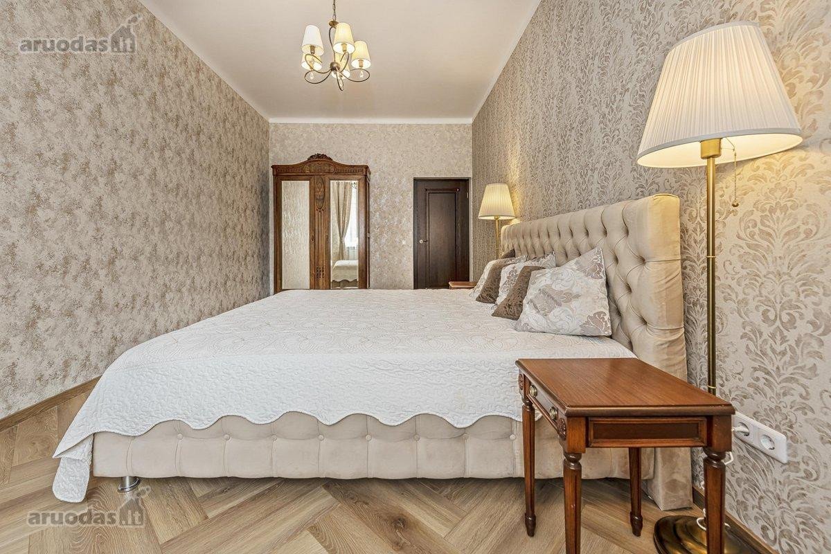 Išnuomojamas erdvus ir šviesus 2-jų kambarių - nuotraukos Nr. 2