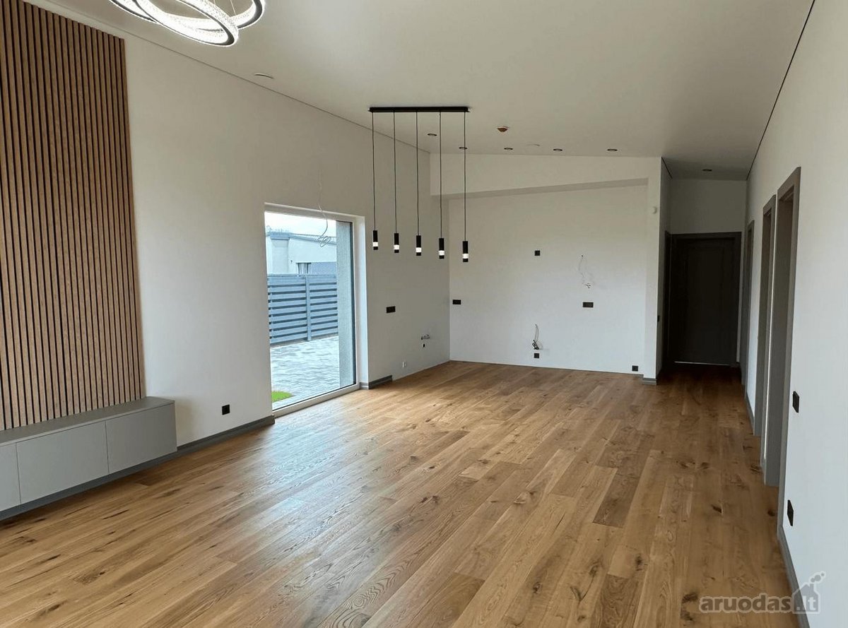 Tik 2 Modernios Architektūros Namai Klausmyliuose - nuotraukos Nr. 12