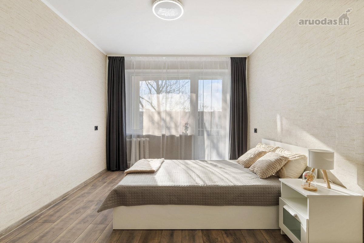 Parduodamas Naujai Suremontuotas 2 Kambarių