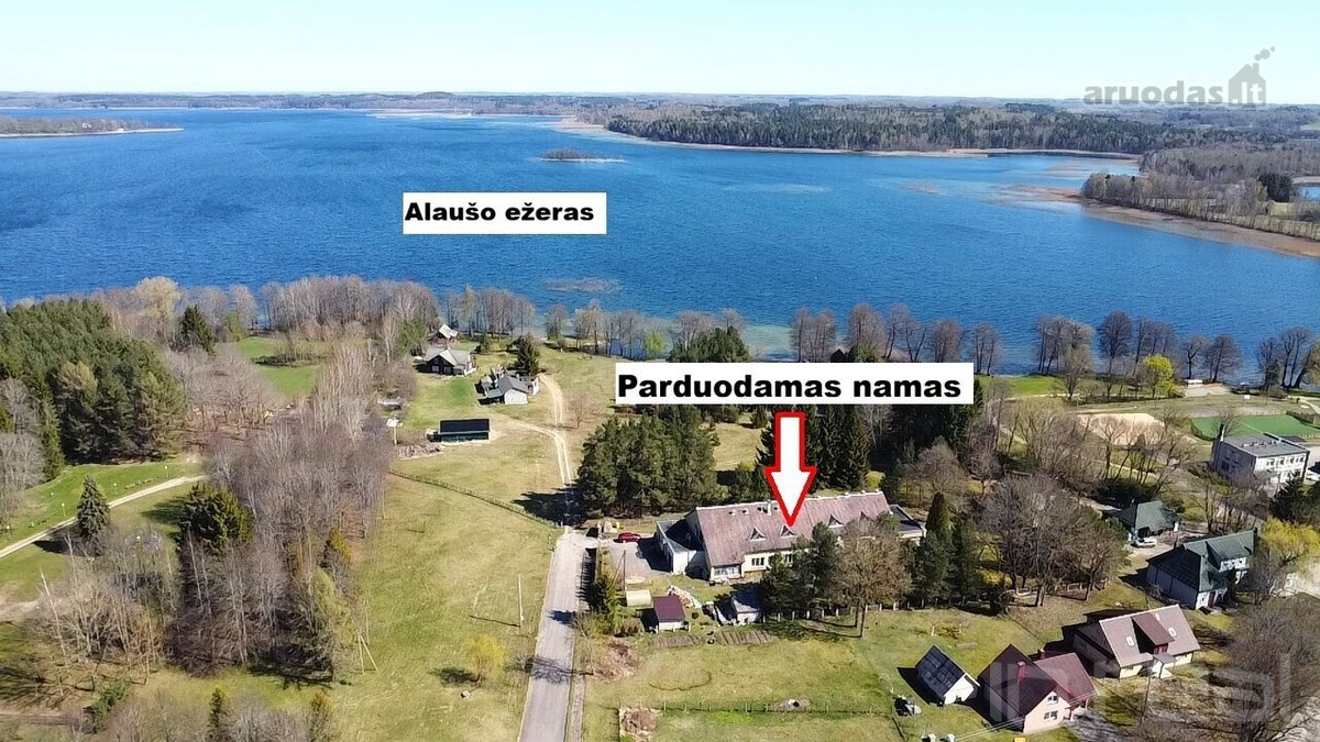 Šalia Alaušo ežero, Sudeikių miestelyje