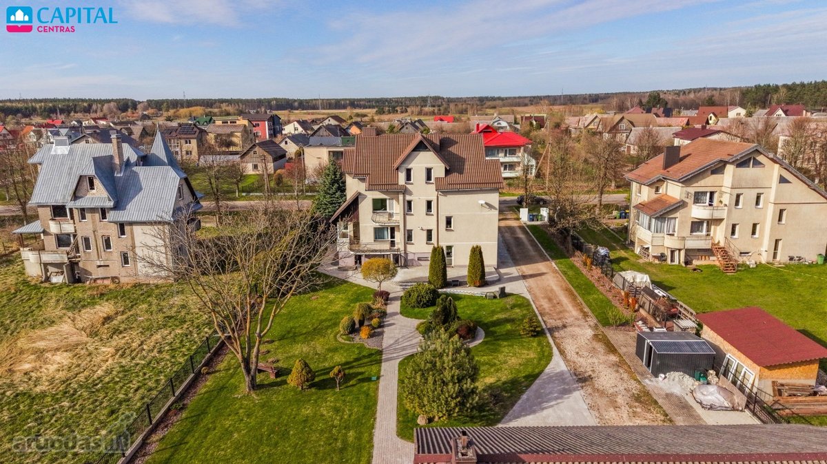 Parduodamas Erdvus Ir Visiškai Unikalus Namas - nuotraukos Nr. 37