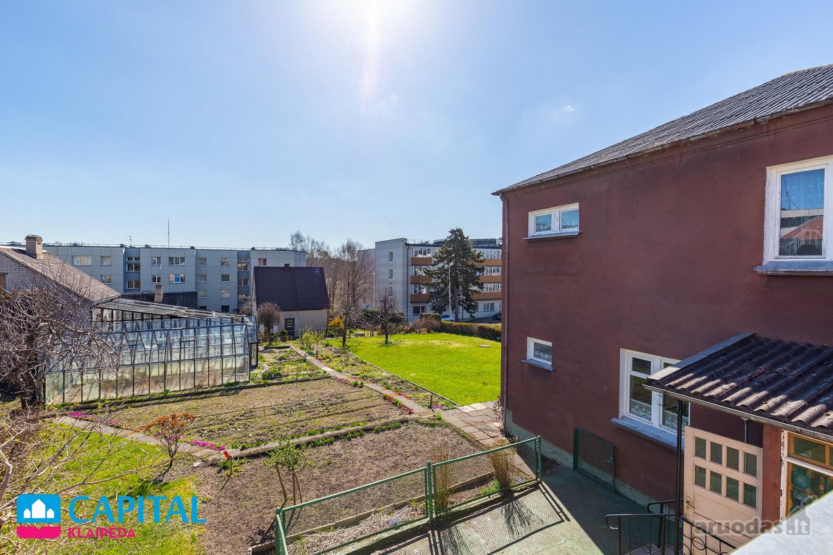 Išskirtinės architektūros namas Gargžduose su - nuotraukos Nr. 24