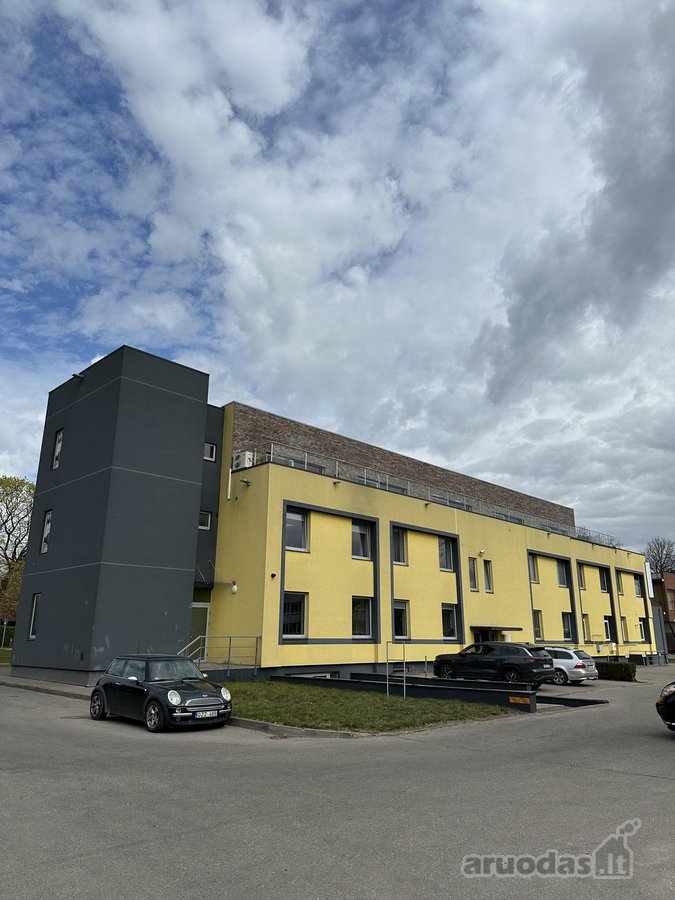 Jonavos miesto centre, verslo parke