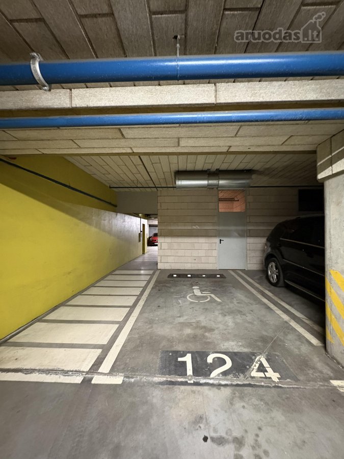 Požeminė automobilio stovėjimo vieta nuomai /