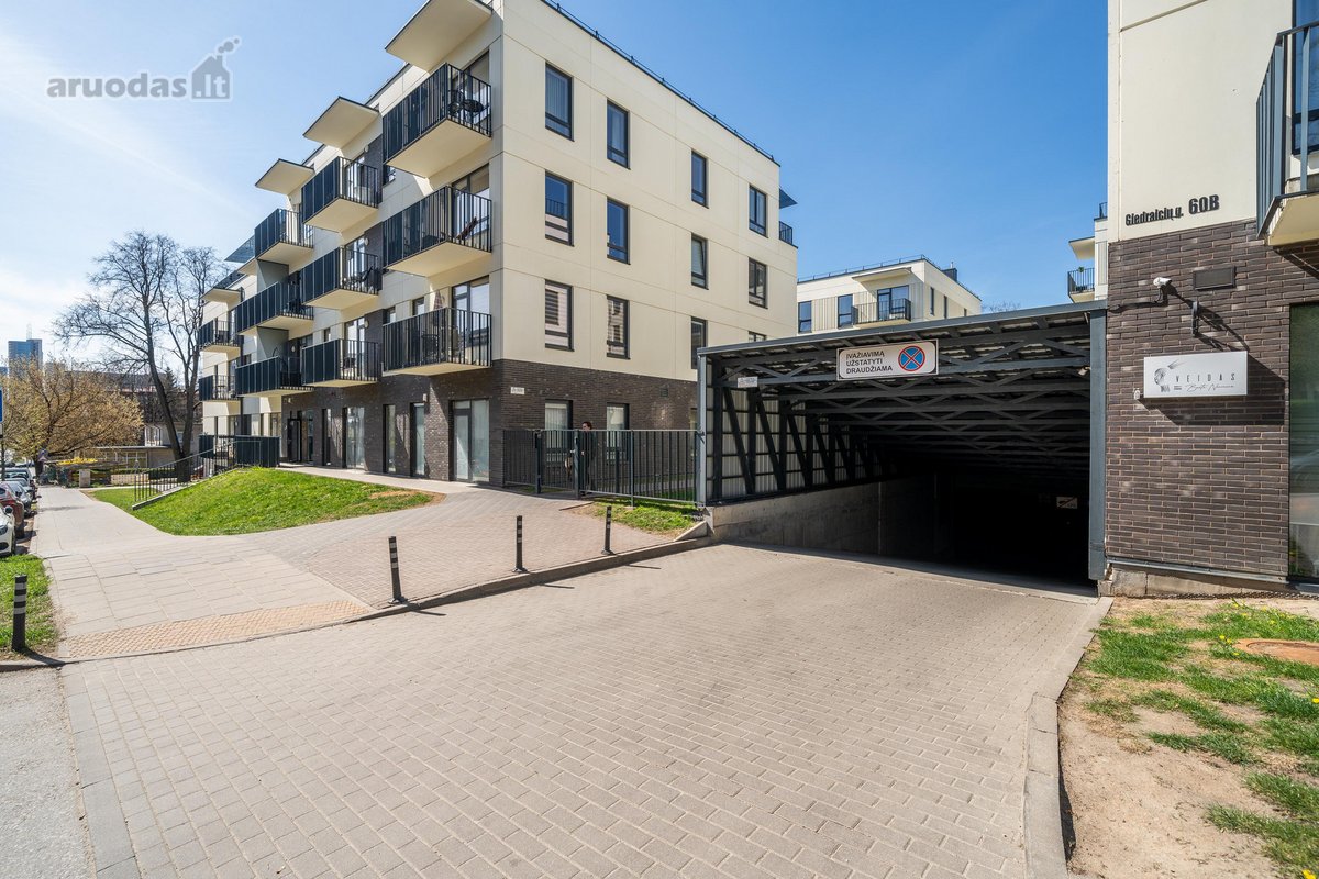 Šviežiai atnaujintas butas su medžio apdaila - nuotraukos Nr. 14