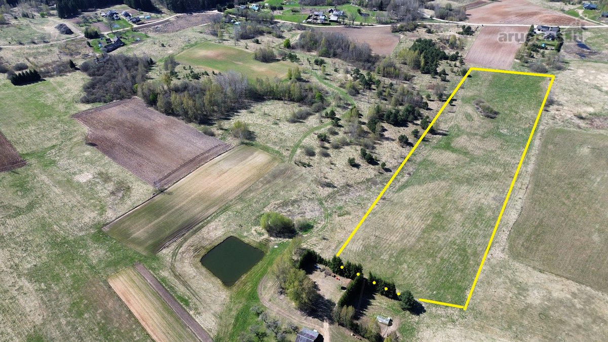 Dūkštų pakraštyje parduodamas 2,55 ha žemės