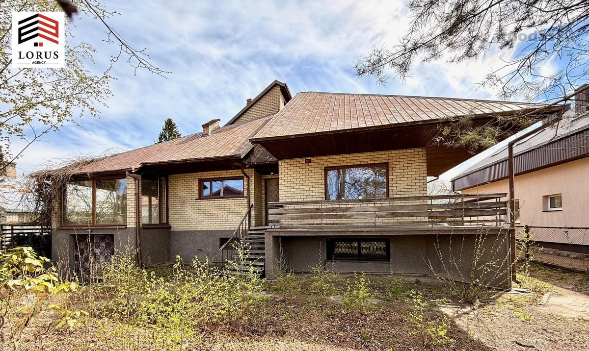 Parduodamas erdvus 329 m² namas Pavilnyje –