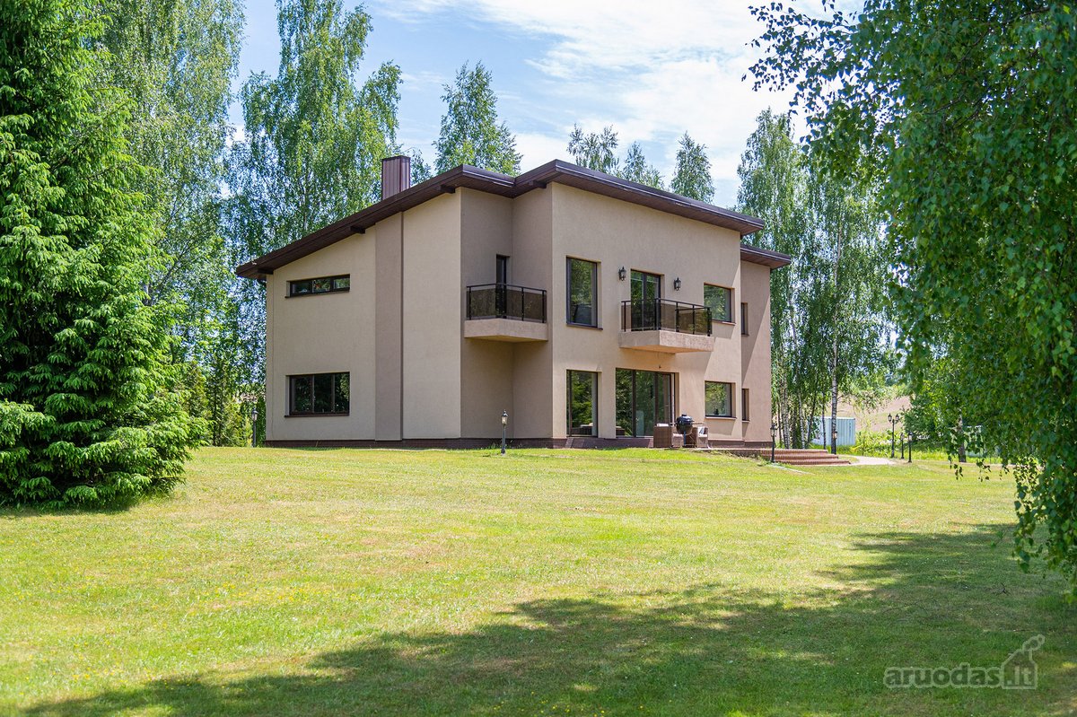 Parduodamas Namas Su Nuostabiu Vaizdu Pro - nuotraukos Nr. 32