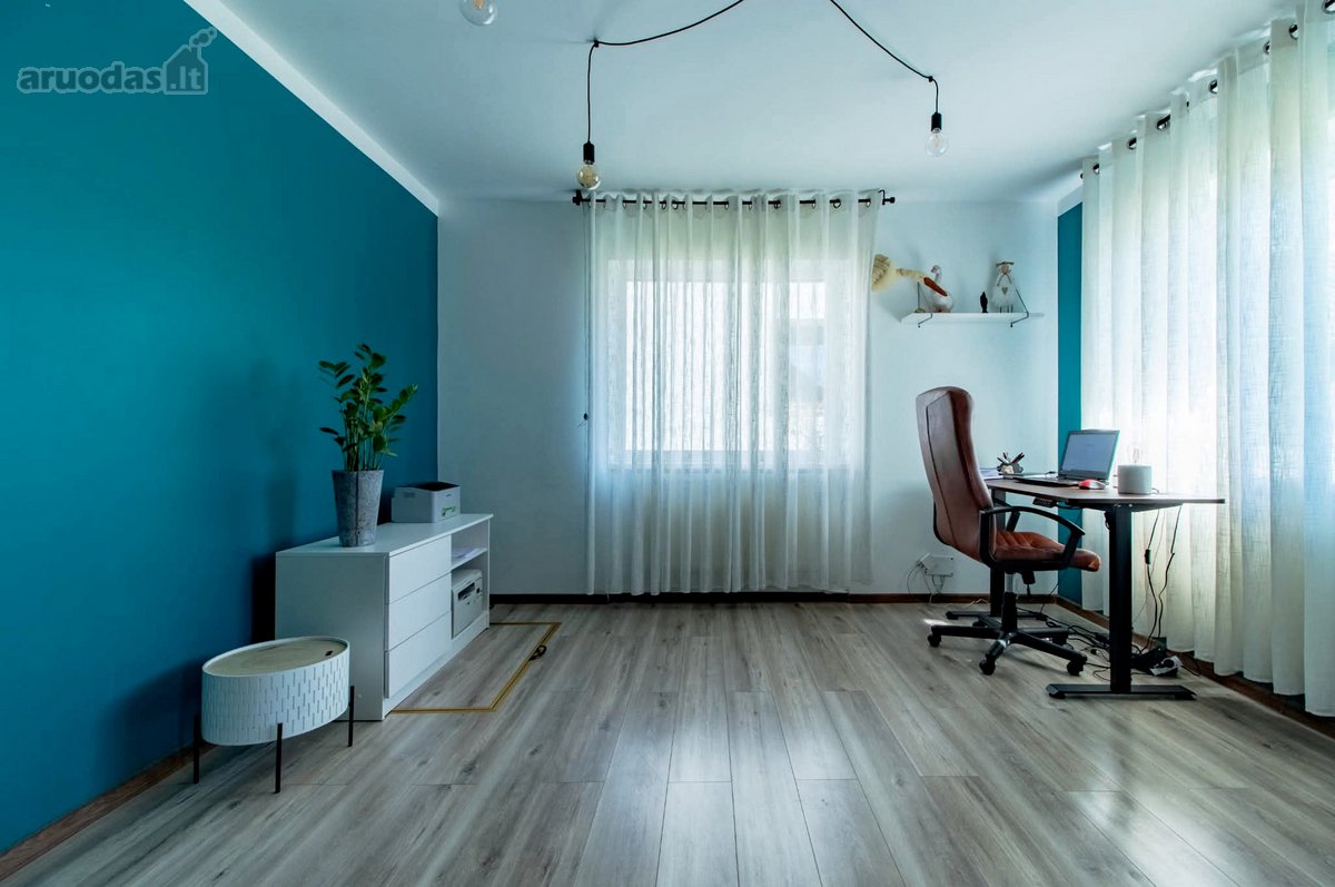 Parduodamas Tvarkingas, Atnaujintas Namas - nuotraukos Nr. 10