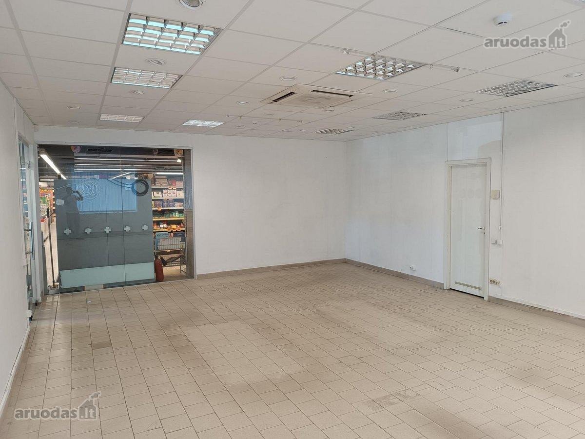 Išnuomojamos patalpos pagrindinėje gatvėje - nuotraukos Nr. 2