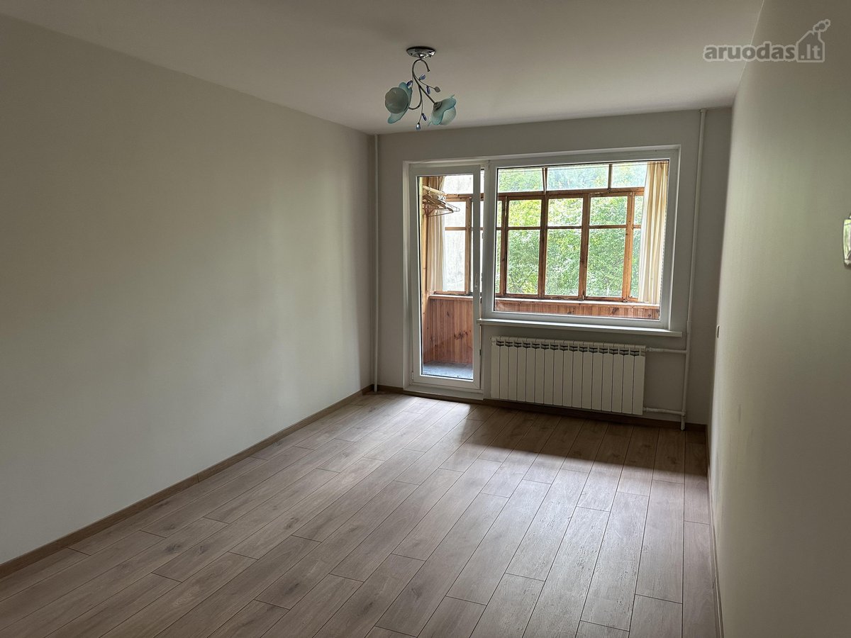 Parduodamas jaukus 2 kambarių butas - nuotraukos Nr. 8