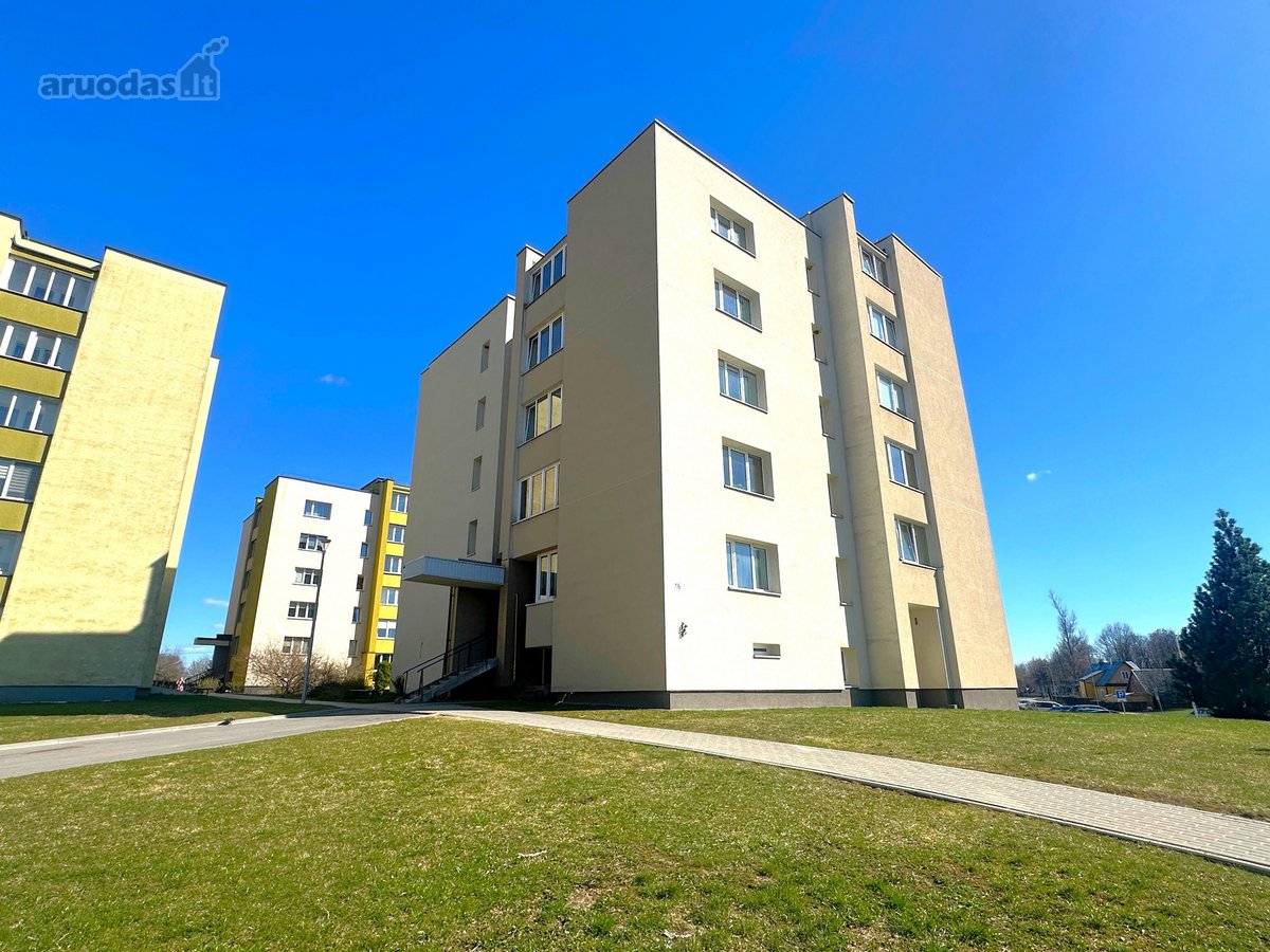 Zarasų mieste, P. Širvio g. 16, parduodamas
