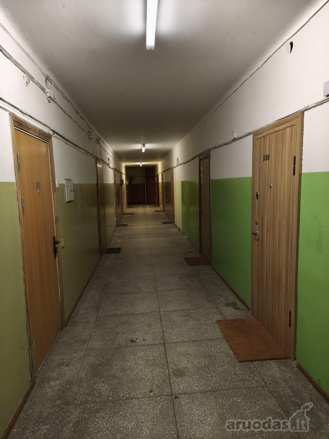 Be tarpininkų parduodamas kambarys pačiame - nuotraukos Nr. 3