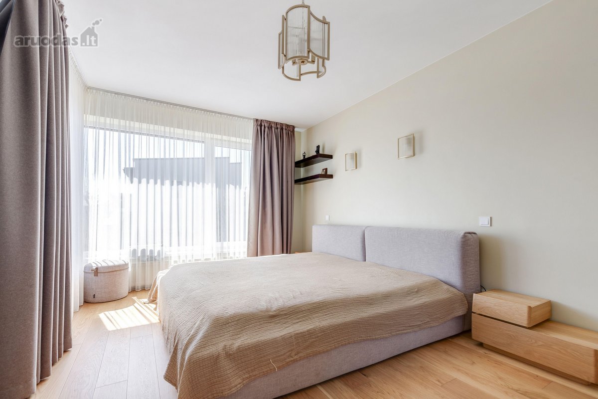 Parduodamas išskirtinis 317 m² namas Ozo - nuotraukos Nr. 18