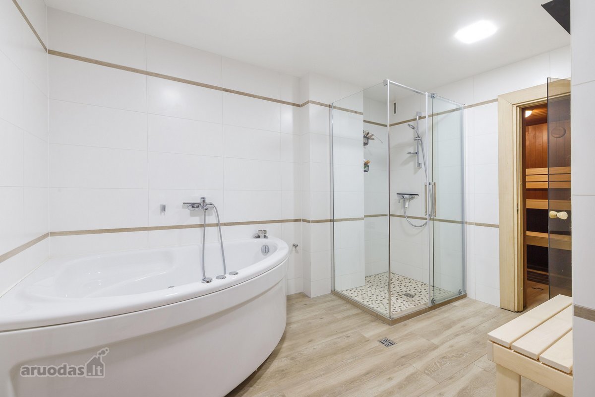 Parduodamas išskirtinis 317 m² namas Ozo - nuotraukos Nr. 42