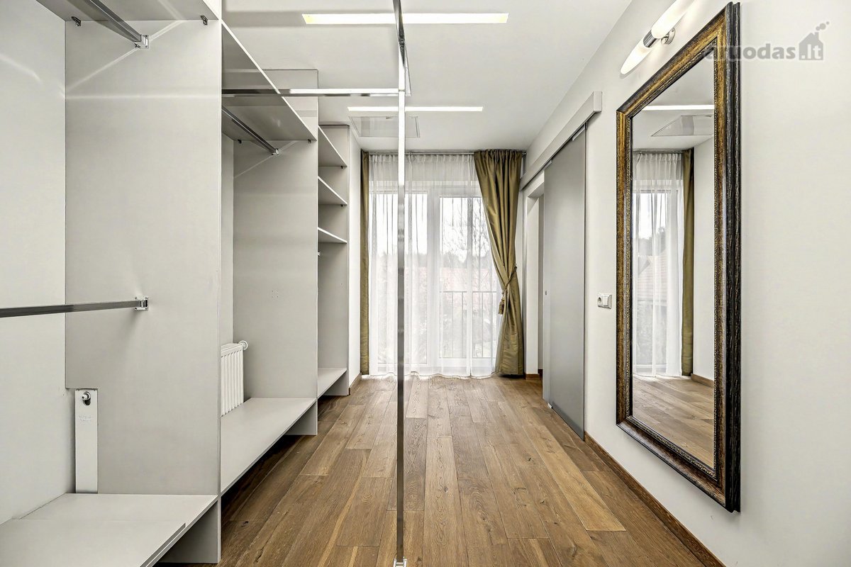 Jaukus, aukštų lubų, modernios klasikos - nuotraukos Nr. 20