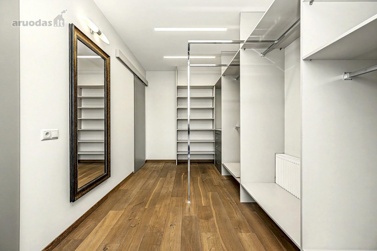 Jaukus, aukštų lubų, modernios klasikos - nuotraukos Nr. 21