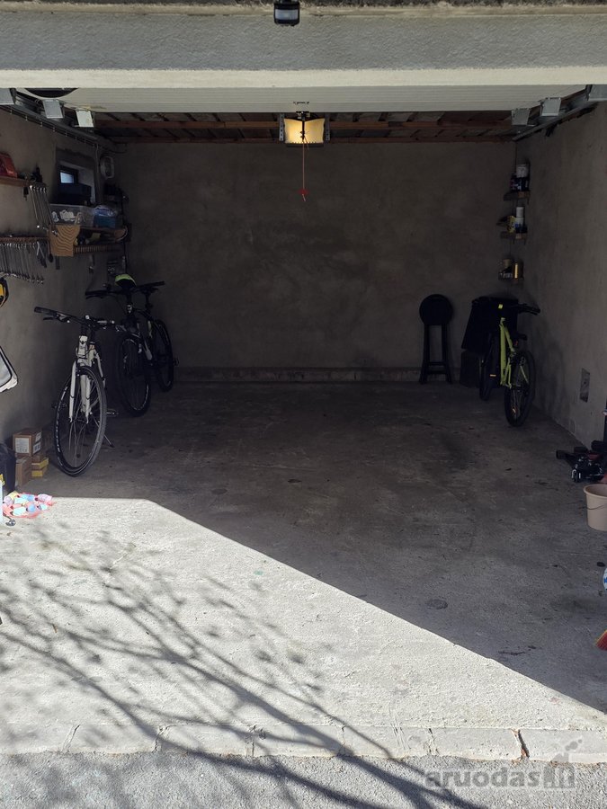 Parduodama erdvi, pilnai įrengta namo dalis - nuotraukos Nr. 21