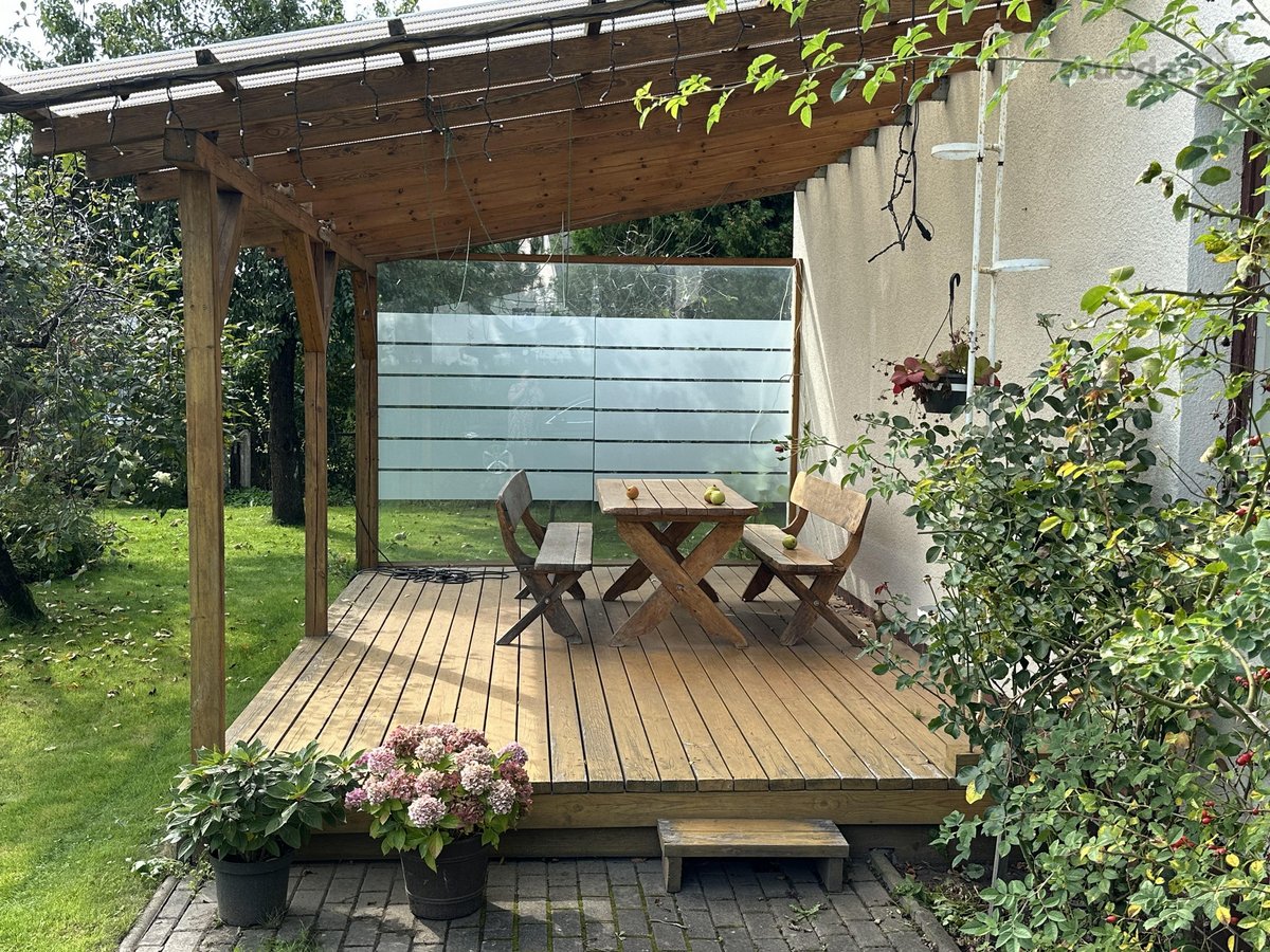 Namas miesto centre. Dvigubas žemės sklypas - nuotraukos Nr. 8