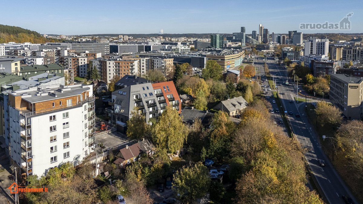 Parduodama 4 Arų Žemės Sklypo Dalis Su