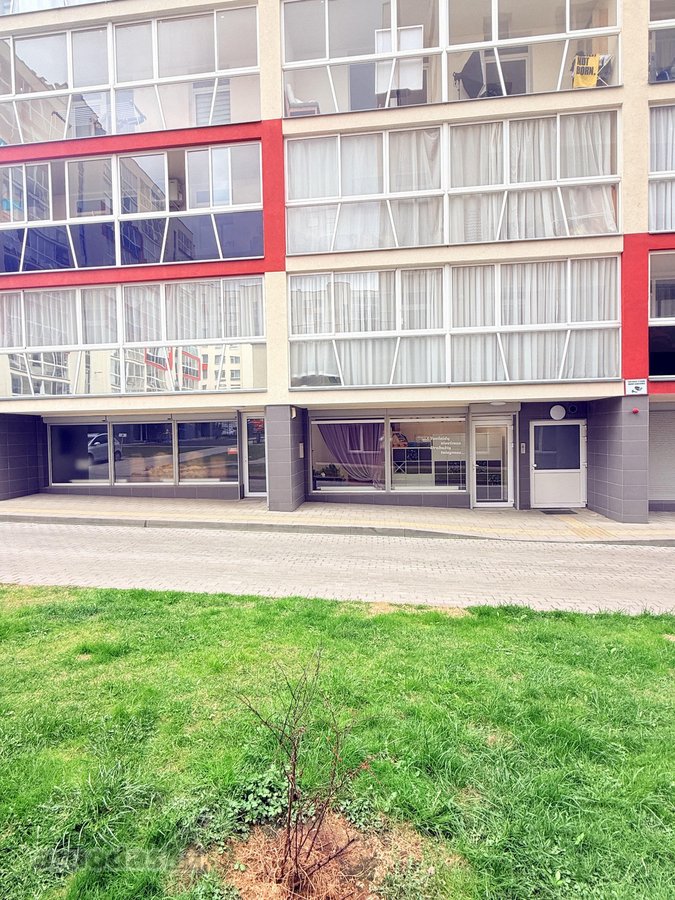 Parduodamos komercinės patalpos su